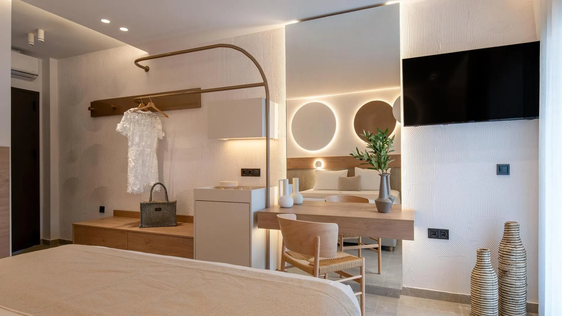 Olenia Suites Néos Marmarás 0*,